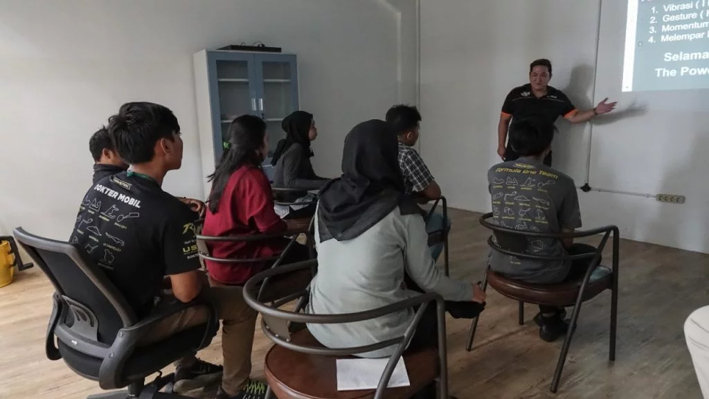 Pusat Pelatihan Otomotif